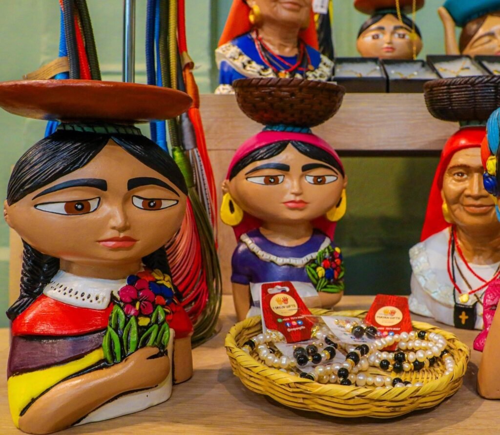 CONAMYPE impulsa el desarrollo de artesanos con la apertura del CEDART. 2 GpQbVk2XEAA8zWM