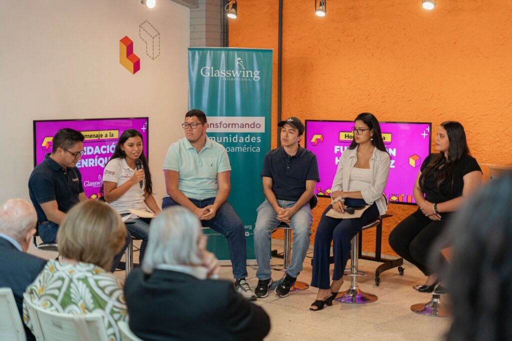 Fundación Henríquez y Glasswing International consolidan espacios para el desarrollo juvenil en El Salvador 10 img 20250411 wa00924333994627707851292