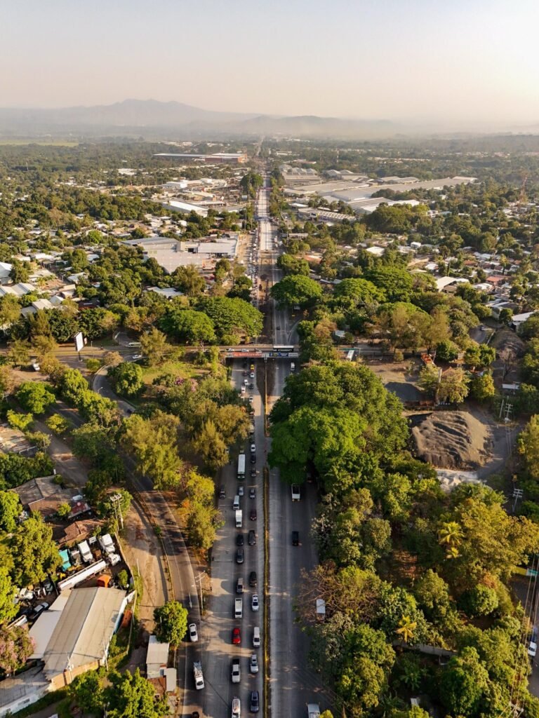 Habilitan paso vehicular en tramo Los Chorros tras deslizamiento en carretera Panamericana 1 img 3876 1