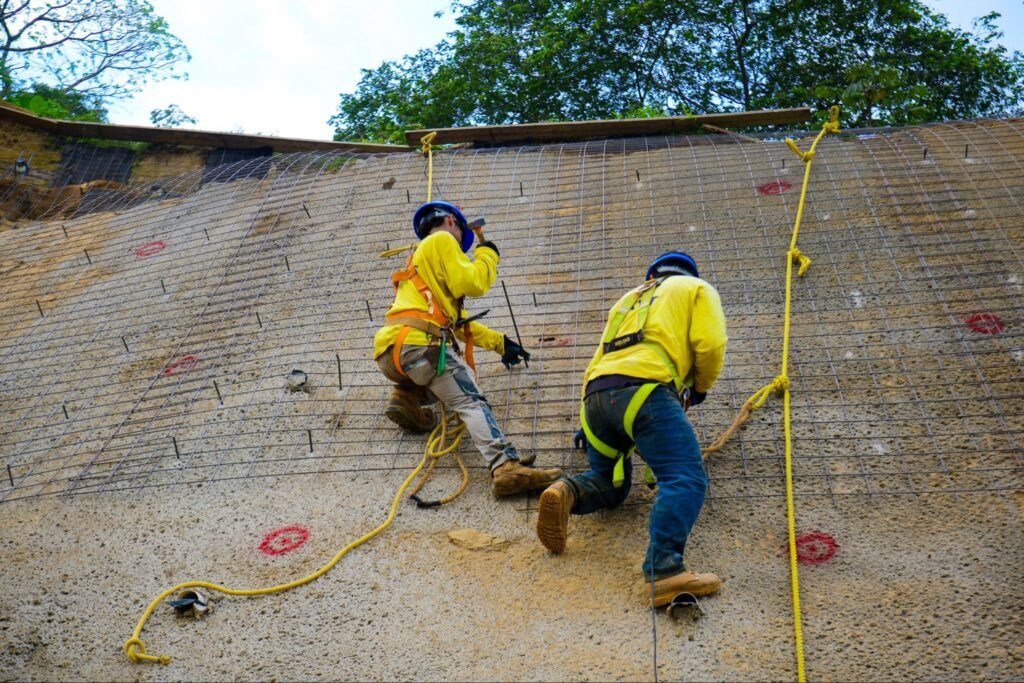 El MOP habilitará el paso por Los Chorros del domingo 11 de mayo. 7 496924582 122247579440226820 2014184407545694006 n