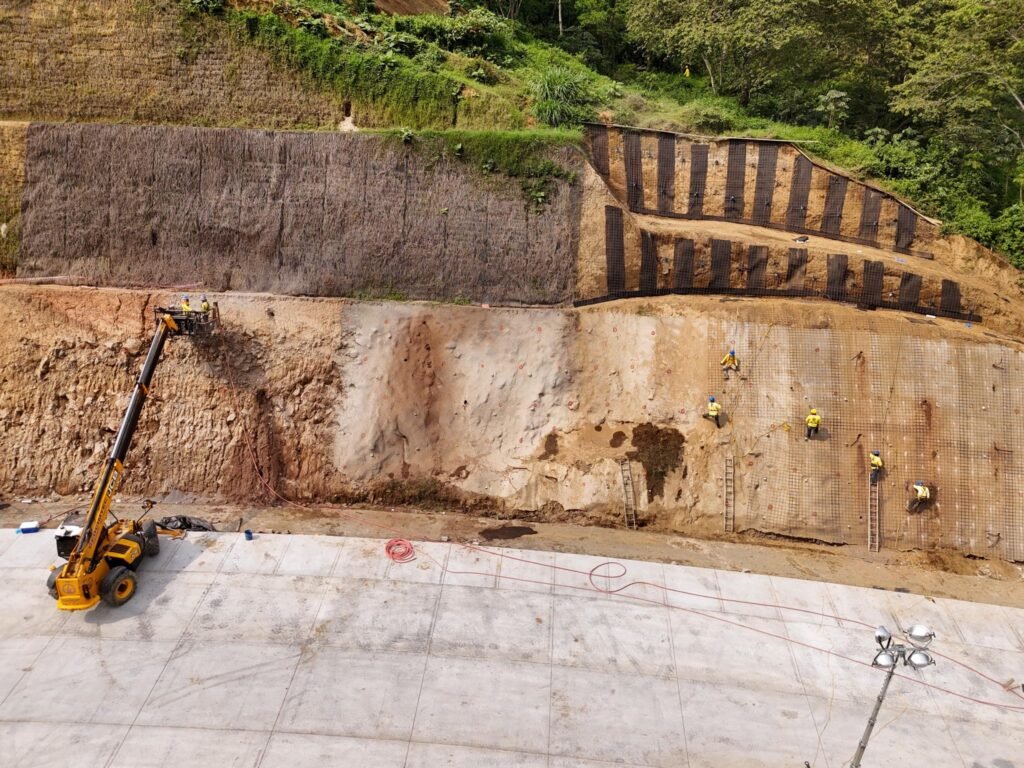 El MOP habilitará el paso por Los Chorros del domingo 11 de mayo. 6 496924671 122247579506226820 2529994596641318190 n