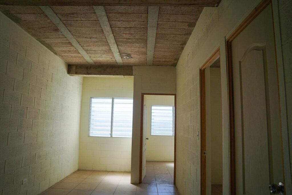 Ministerio de Vivienda se reunió con familias pertenecientes a la cooperativa ACOV-UVD. 2 GrQnDPUXIAA4NHr