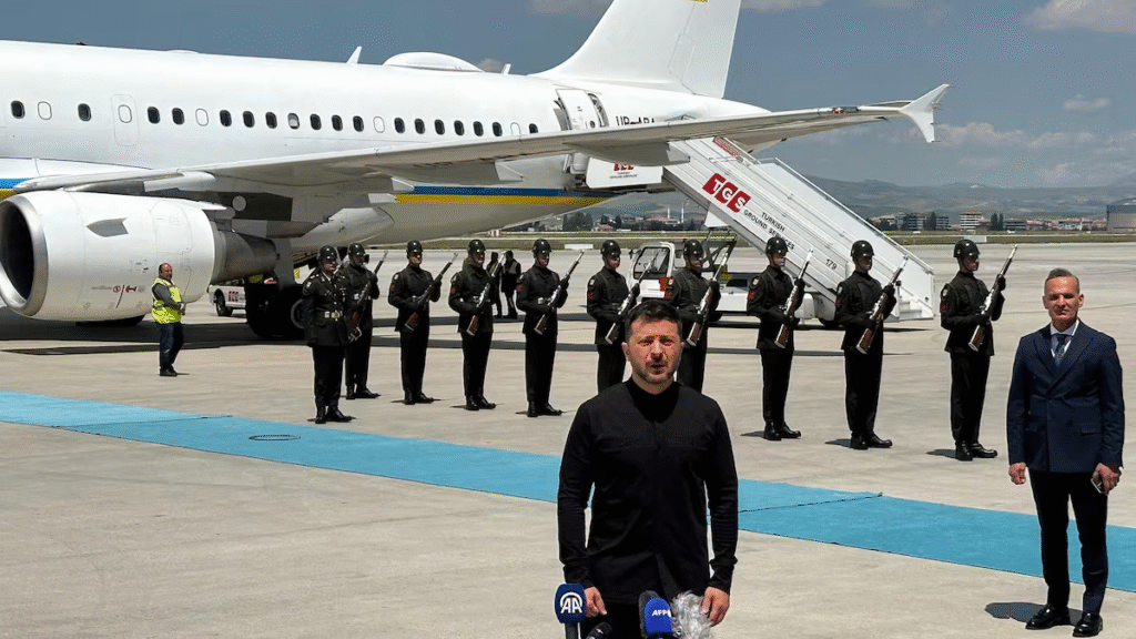 e3d04705 264e 4cd6 ad36 a4b82245da90