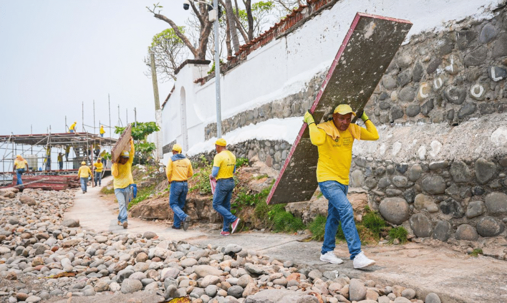 Centros Penales contará con más de 3 mil brazaletes electrónicos para monitorear a reos en fase de confianza 1 image 98