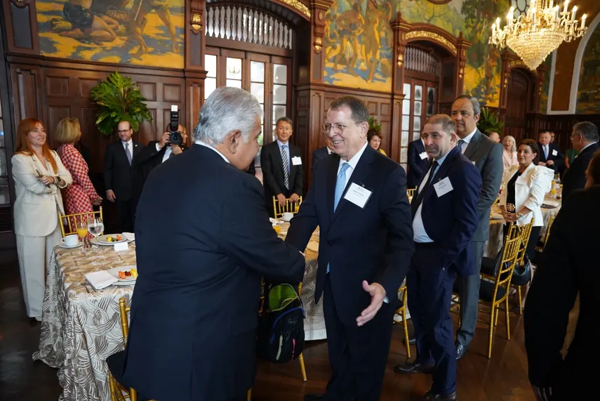 956d1530 099d 4785 83bc 0e2e0ccf2b15