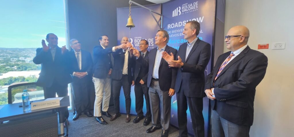 Presentan Fondo de Titularización de Inmuebles Centré 01 por 5 millones de dólares. 1 Imagen de WhatsApp 2025 07 24 a las 11.22.43 c11eb059 1024x478 1