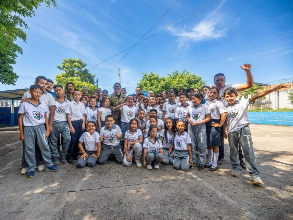 Colegios privados respaldan al 100 % las nuevas medidas disciplinarias 2 img 8288