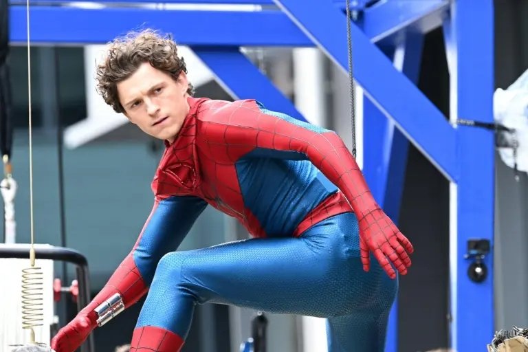 Tom Holland sufre una contusión en el set de ‘Spider-Man: Brand New Day’ y pausan el rodaje. 1 dsfasdfsd
