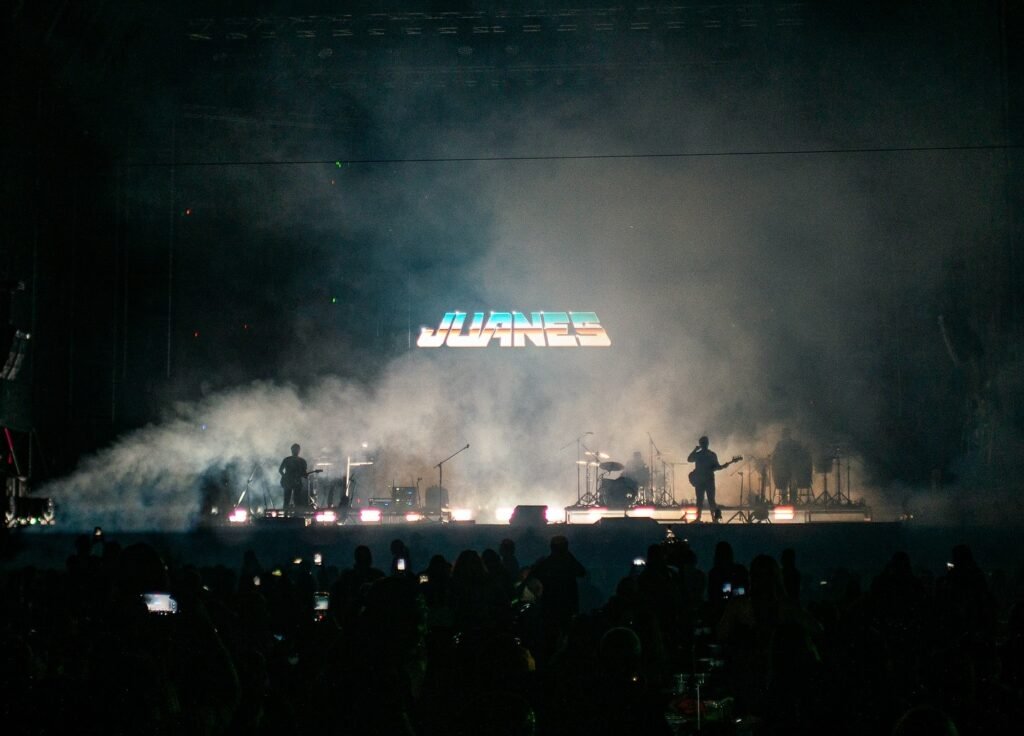 Juanes enciende San Salvador con su Latam Tour 2025. 1 566657327 18086955404491632 6338593493260360371 n 1