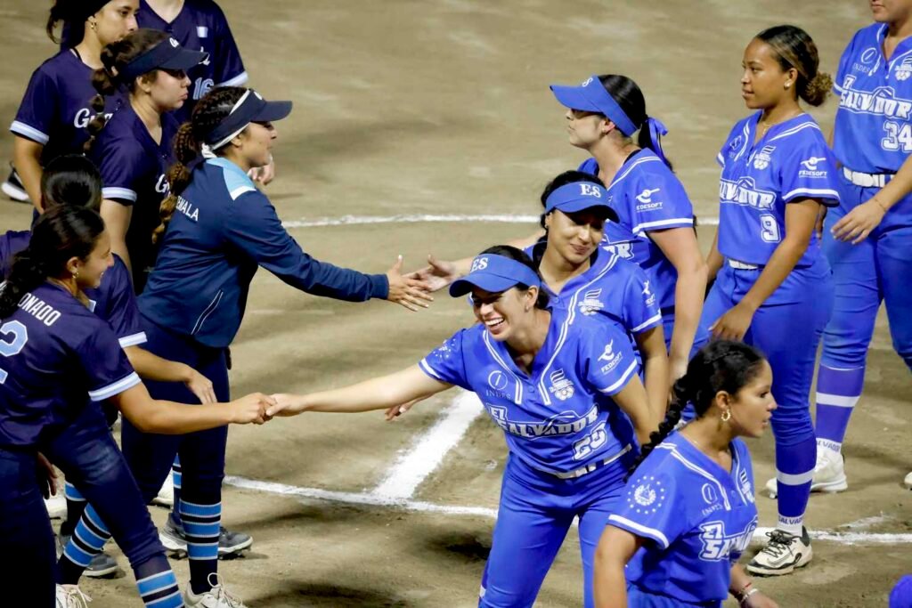 ESA vs GUATE Softbol Juegos Centroamericanos Guatemala 2025 28102025 03 1024x683 1