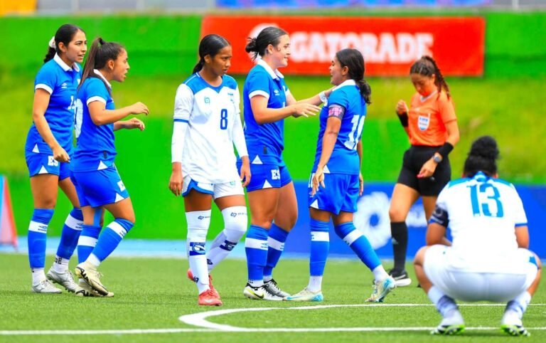 Selecta femenina peleará el oro en Guatemala 2025 y clasifica a Santo Domingo 2026. 1 ESA vs NIC Futbol femenino Juegos Centroamericanos Guatemala 2025 27102025 32 768x482 1