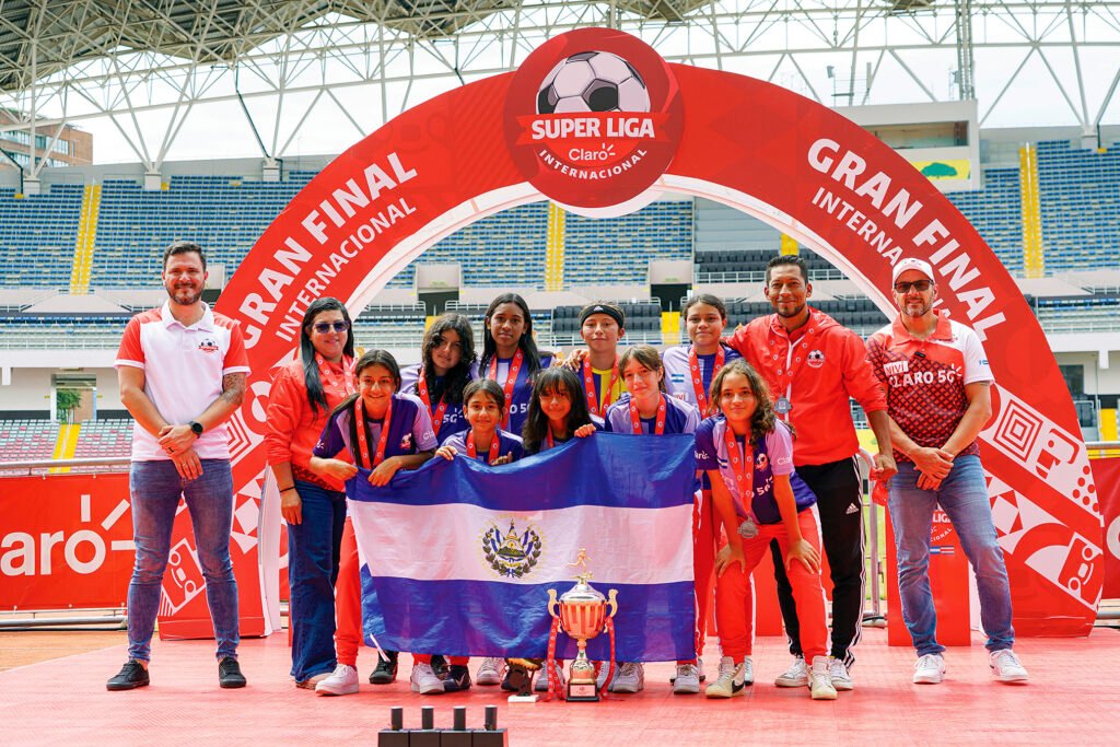 El Refugio U13 femenino medios digitales