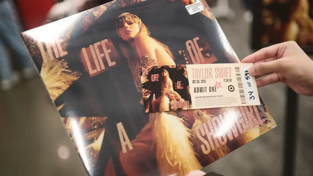 Taylor Swift rompe el récord histórico con más álbumes número 1 para un solista en el Billboard 200. 1 image 259