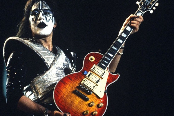 Ace Frehley, el "Spaceman" de Kiss, Fallece a los 74 Años. 1 image 350