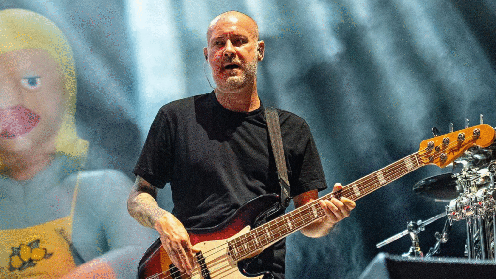El bajista y cofundador de Limp Bizkit, Sam Rivers, muere a los 48 años. 2 image 382