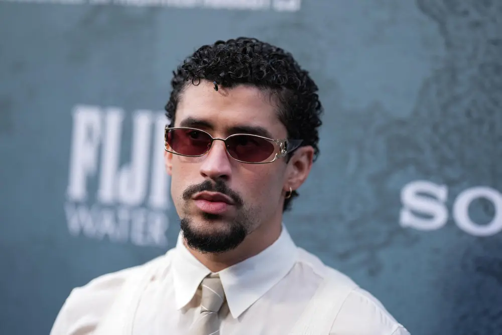 El jefe de la NFL apoya a Bad Bunny y no cambiará el espectáculo de medio tiempo del Super Bowl. 1 image 423