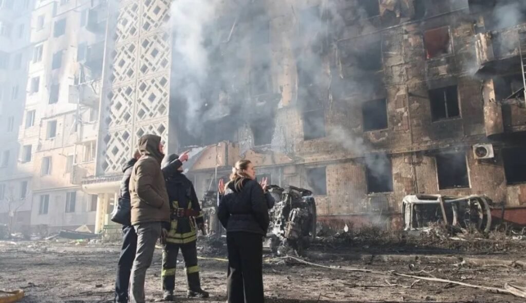 Bombardeo ruso deja al menos 20 muertos en Ucrania mientras Zelenski se reúne con Erdogan en Turquía 1 img 4478