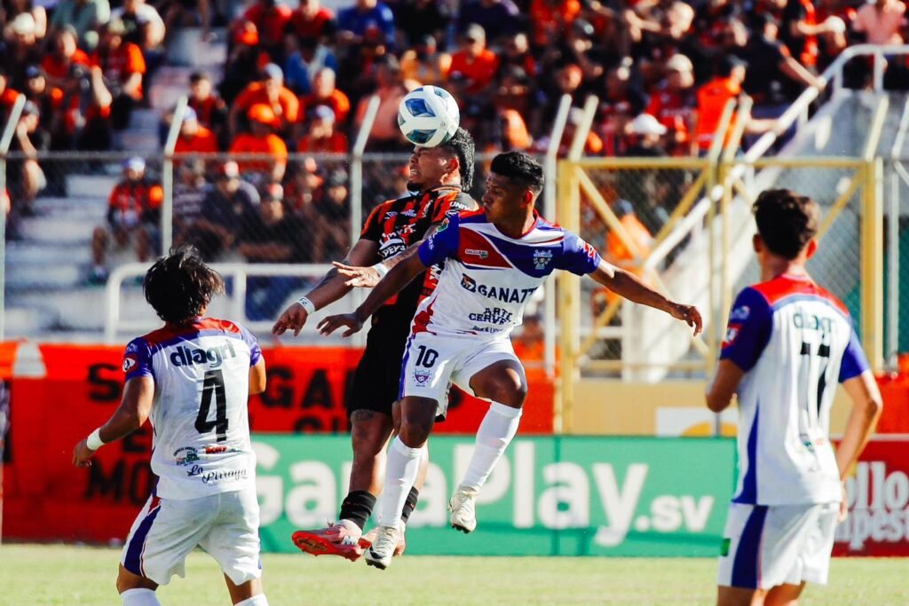 Firpo y Alianza toman la delantera en semifinales del Apertura 2025. 3 594963635 1560462845585515 1959061653922995954 n