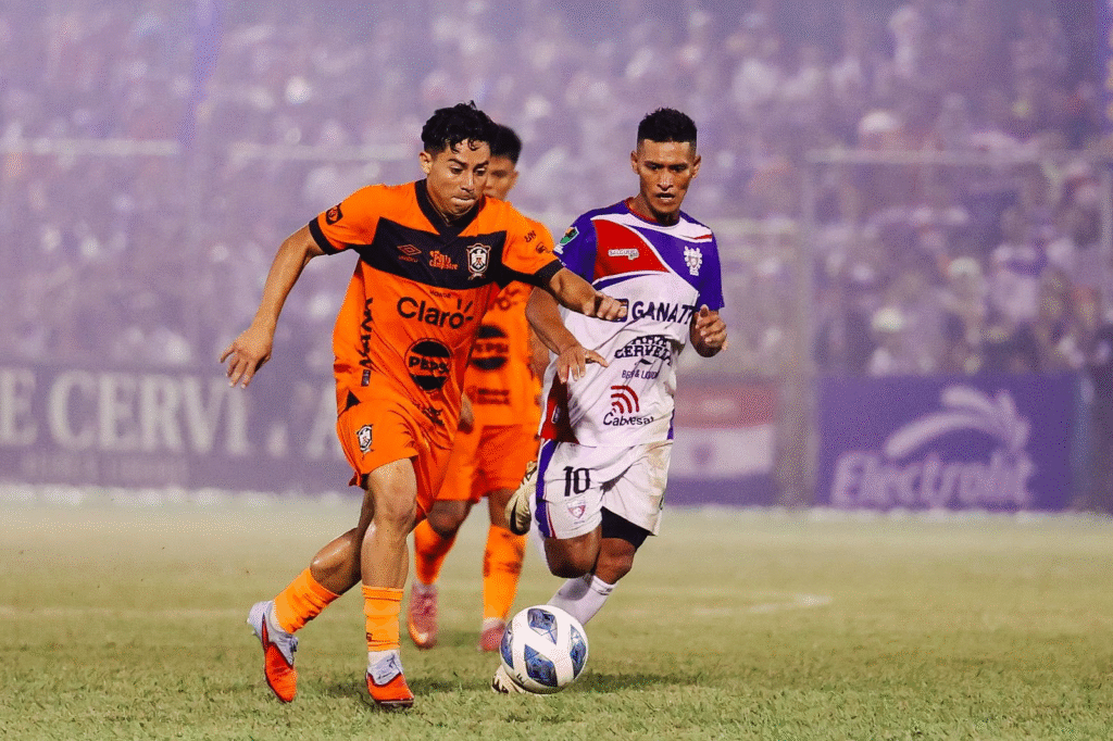 ¡Firpo a la Final! Aunque El Águila ganó, la ventaja de los de Usulutan se impuso en el marcados global. 1 image 128