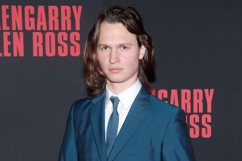 El incierto regreso de Ansel Elgort: Entre el silencio y nuevos proyectos. 2 image 230