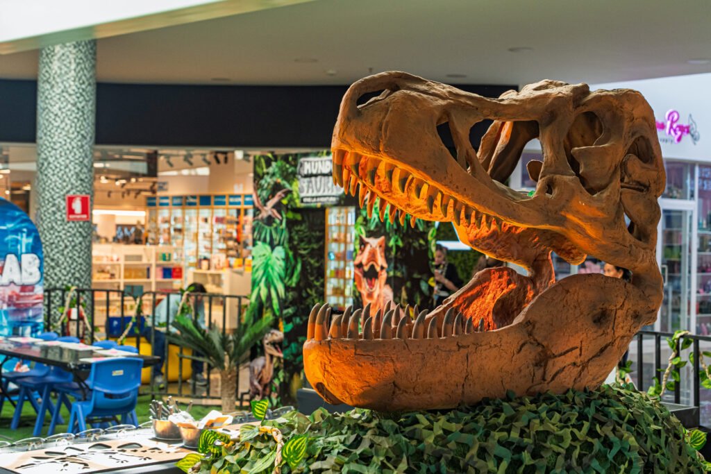 Mundo Saurio llega a Plaza Mundo Usulután: el Museo Tin Marín acerca el aprendizaje lúdico a Oriente. 4 EL 04564