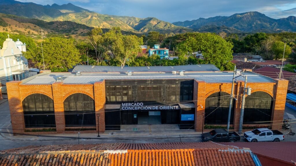 Nuevo mercado municipal moderniza el comercio en Concepción de Oriente, La Unión Norte 5 dfsffsdsf