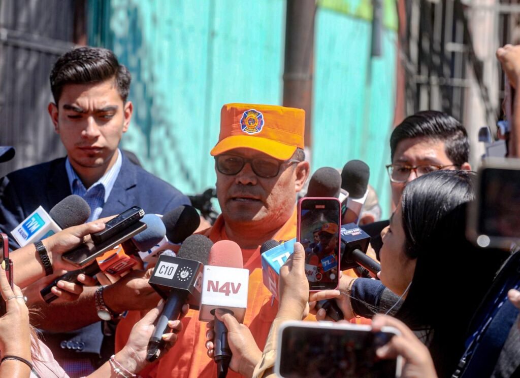 Incendio en el centro de San Salvador cobra la vida de cinco personas incluyendo un menor de edad. 4 634087737 122143013642416789 6081608498283233069 n