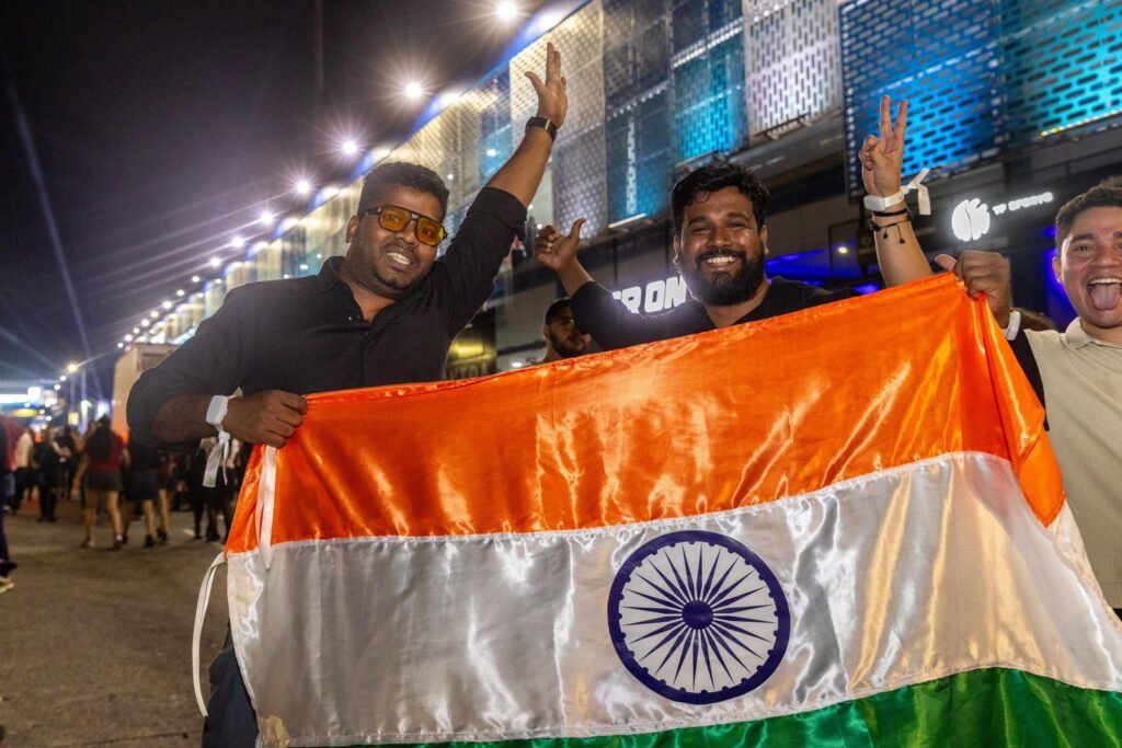 Espectacular cuarta noche de la residencia de Shakira en El Salvador. 10 634680528 917945990751501 7901744345763445974 n 1