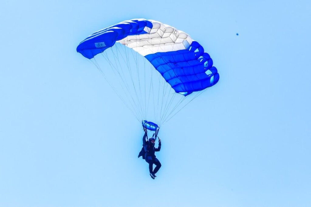 X2Twitter.com HABya65XYAARzux