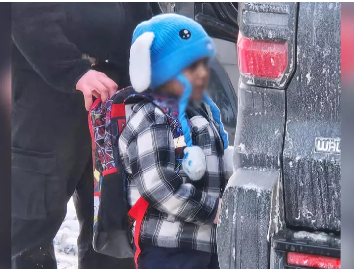 Justicia de EE. UU. ordena liberar al niño de 5 años arrestado por ICE pero ratifica redadas en Minnesota. 1 dsfsdfsdf