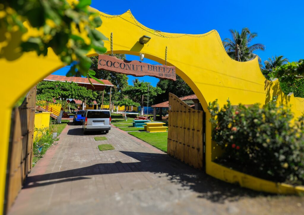 Los ranchos Coconut Breeze y Brisas del Mar impulsan el turismo y la economía local 1 image 13