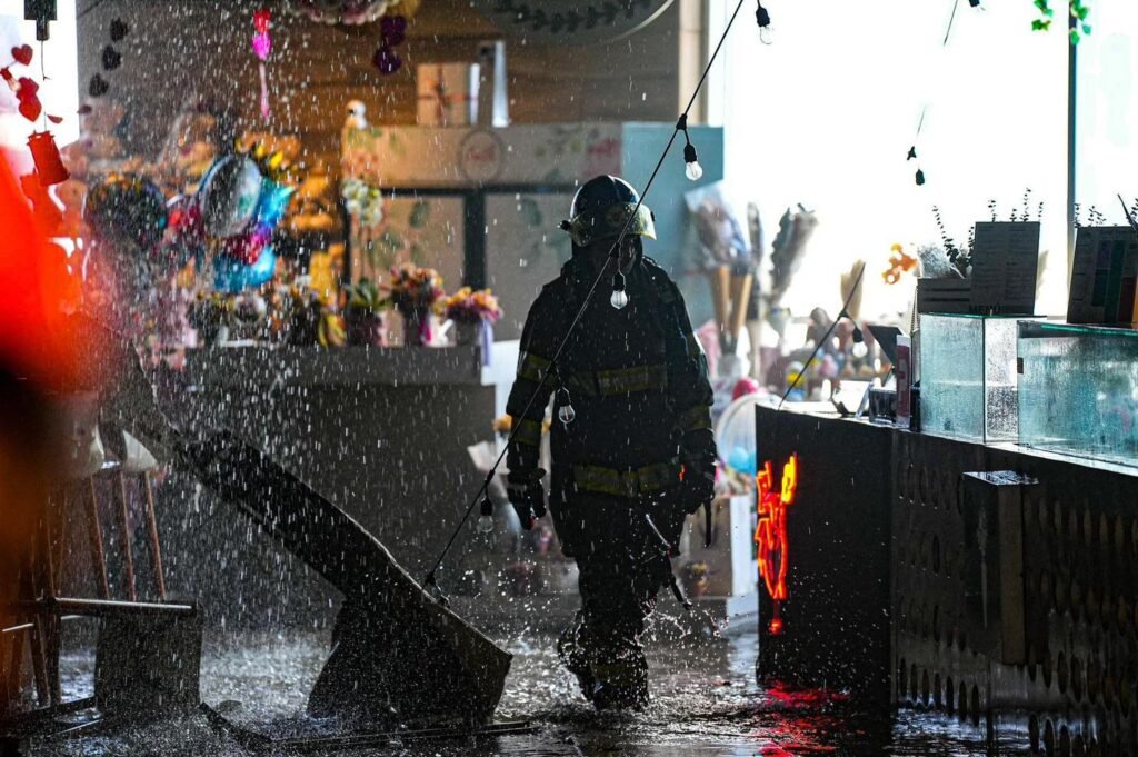 Controlan incendio en Centro Comercial Bambú City Center. 5 650073579 122160593156725707 6872710663577969762 n