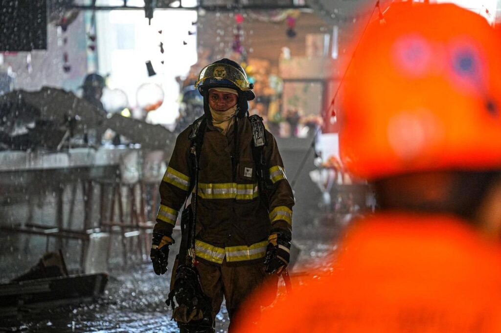 Controlan incendio en Centro Comercial Bambú City Center. 4 651190892 122160593300725707 503584282727644554 n