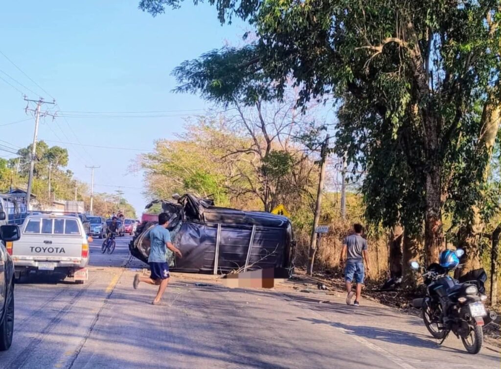 Tragedia en carretera del Litoral deja cinco fallecidos voluntarios de la Cruz Roja Salvadoreña, seccional La Unión 3 654105635 1409602254534442 6645152660743461866 n