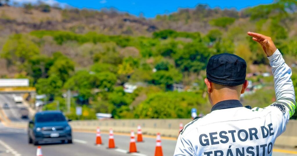 El Salvador activa Plan Verano 2026 con 100,000 efectivos 3 657608165 981655147724363 4146524084681541219 n