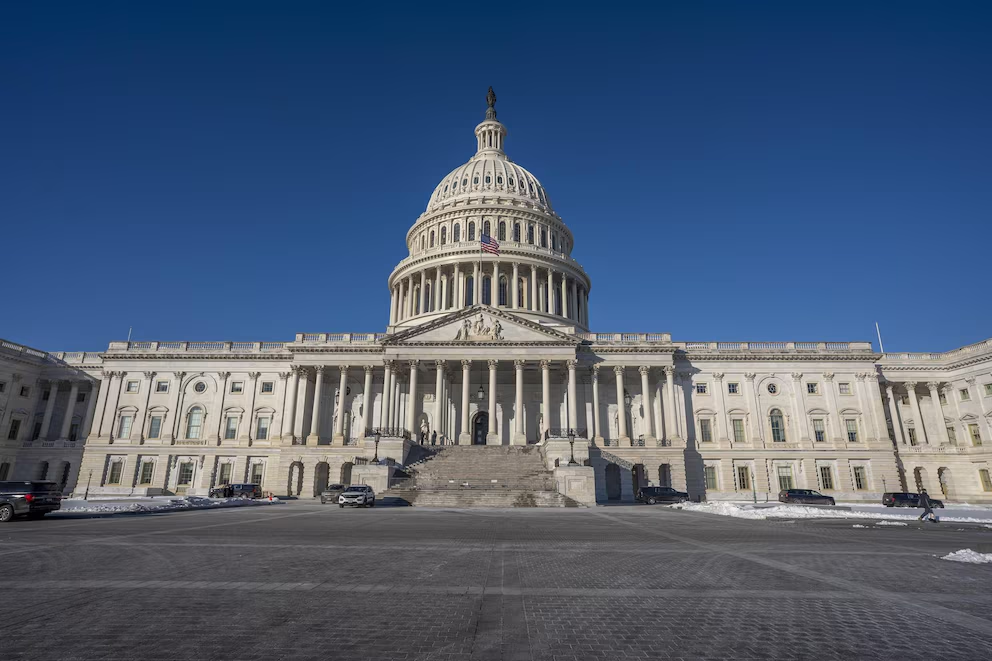 El Senado debate la Ley "SAVE America": Nueva batalla por el sistema electoral 2 image 207