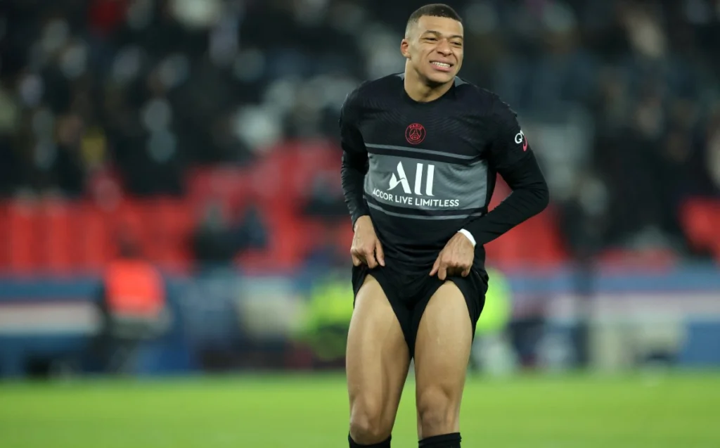 Mbappé fue diagnosticado en la pierna equivocada, el error médico del Real Madrid 1 image 278