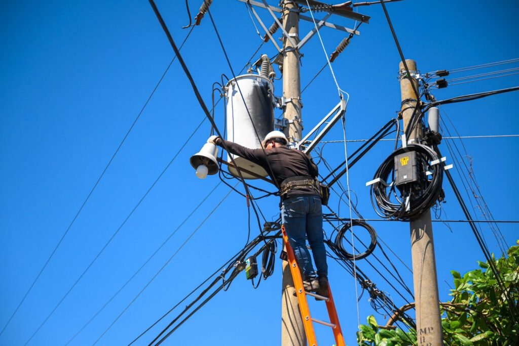 Alcaldía de San Salvador fortalece el sistema de iluminación en Ayutuxtepeque 1 668733873 122145870224416789 5896435788689177862 n