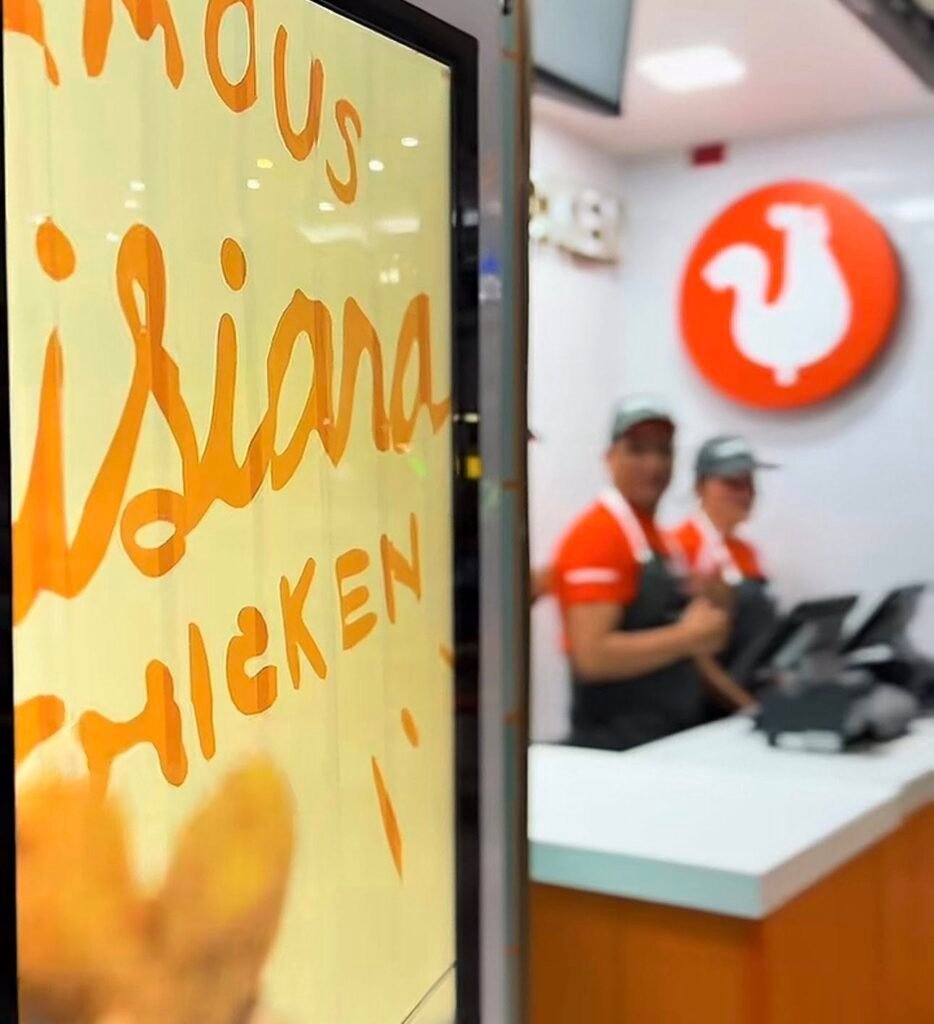Popeyes apuesta por El Salvador: Expansión y nuevas sucursales en camino 2 672684337 937418869083692 7625849725901713916 n