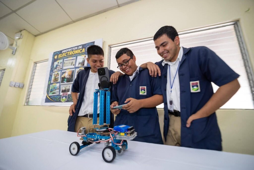 676898017 122146740392416789 8759711464643646754 n