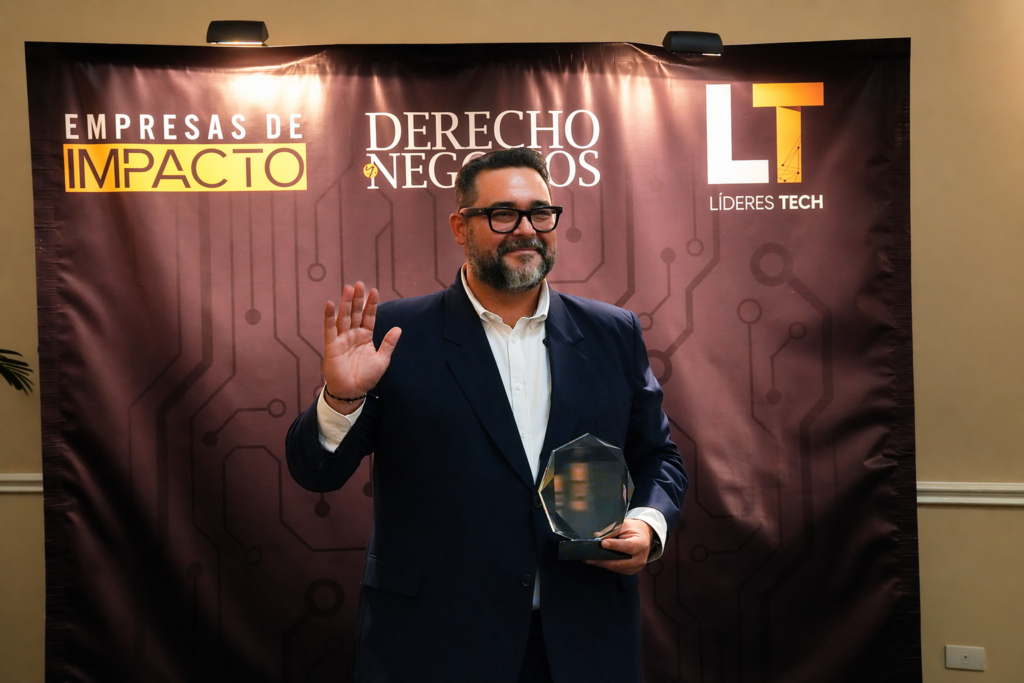 FOTO GERENTE GENERAL