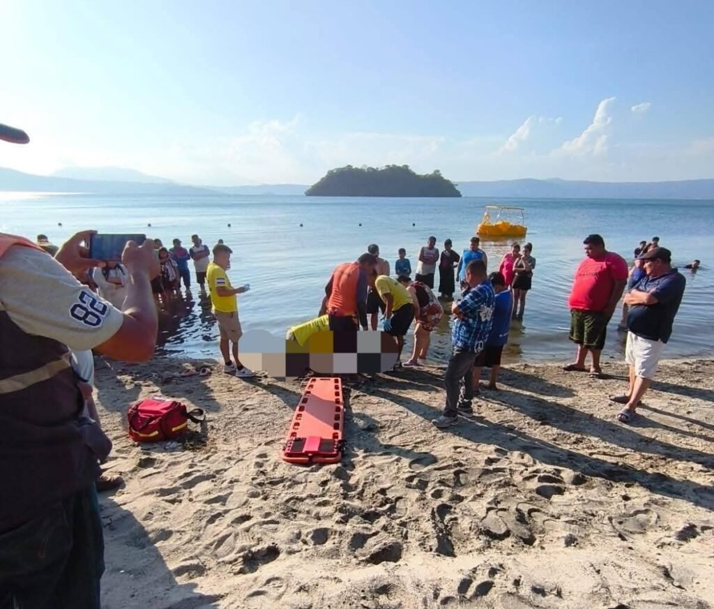 Menor de 13 años fallece por inmersión en playa Poza Verde en San Miguel Tepezontes 1 sfsfsdfs