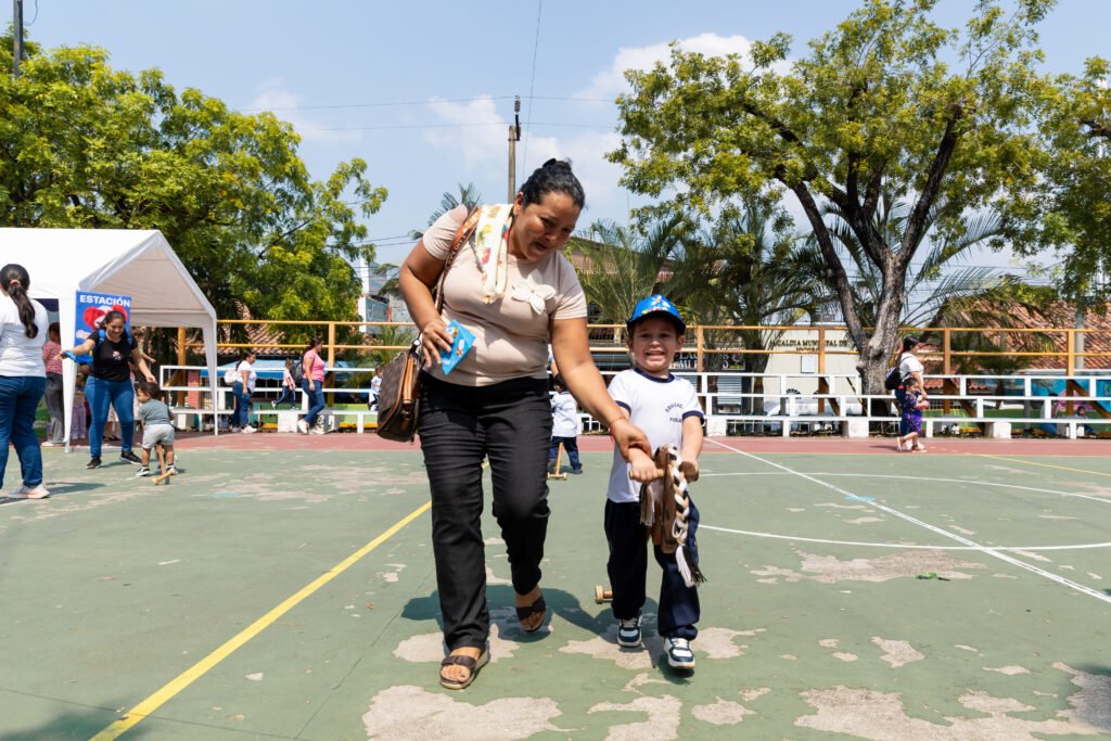 Festival «A Jugar con Lula» llega a Jocoro, Morazán y completa así su recorrido por los 14 departamentos del país 8 WILB7971 1