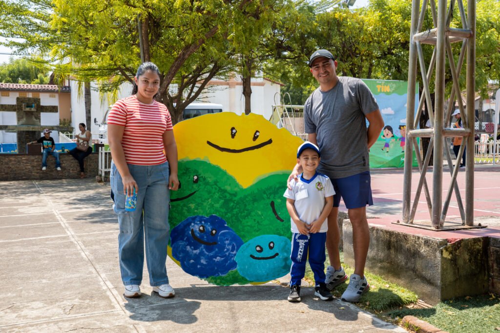 Festival «A Jugar con Lula» llega a Jocoro, Morazán y completa así su recorrido por los 14 departamentos del país 4 WILB8068