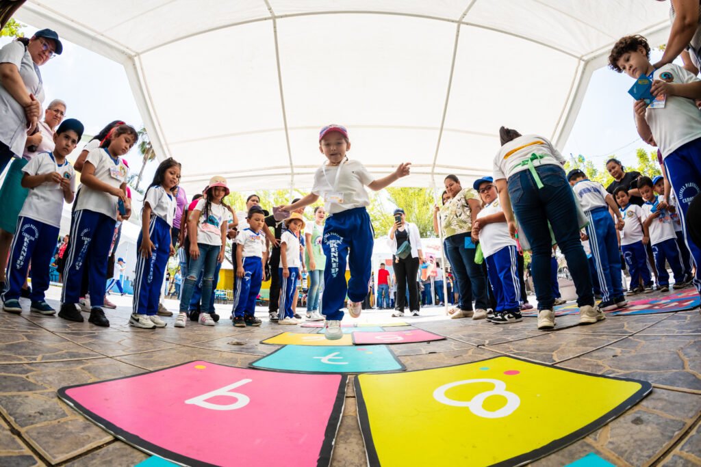 Festival «A Jugar con Lula» llega a Jocoro, Morazán y completa así su recorrido por los 14 departamentos del país 5 WILB8078
