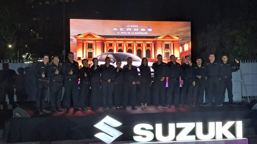 Suzuki presentó el nuevo ACROSS: “El Arte de la Expresión” 4 WhatsApp Image 2026 05 22 at 9.17.57 AM