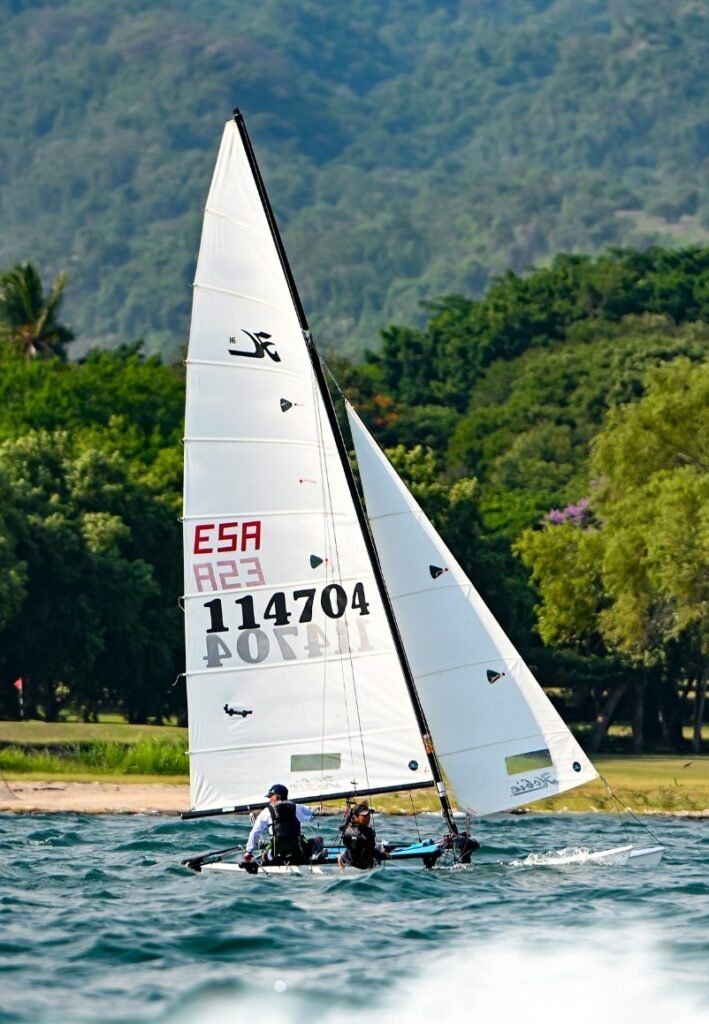 ¡Viento en popa! El Lago de Ilopango se llena de adrenalina con el velerismo continental 3 asfasfasdf
