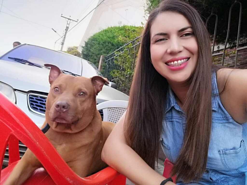 Luto en el gremio periodístico: Fallece corresponsal María de los Ángeles Román en trágico accidente 1 image 119