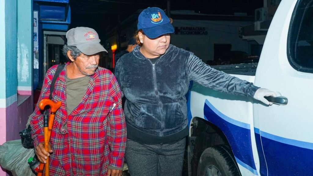 Alcaldía de Santa Ana Centro traslada a personas sin hogar hacia el albergue municipal de Apanchacal 3 719891111 1650395930027935 5471471303422627689 n