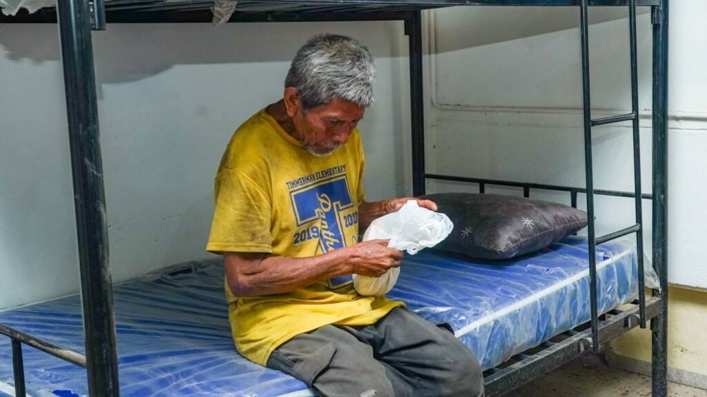 Alcaldía de Santa Ana Centro traslada a personas sin hogar hacia el albergue municipal de Apanchacal 2 720647293 1650395733361288 6414654694759197016 n